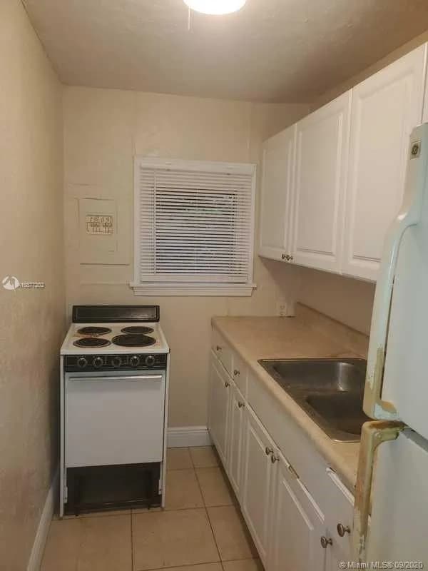 611 N Broadway, Lantana FL 33462