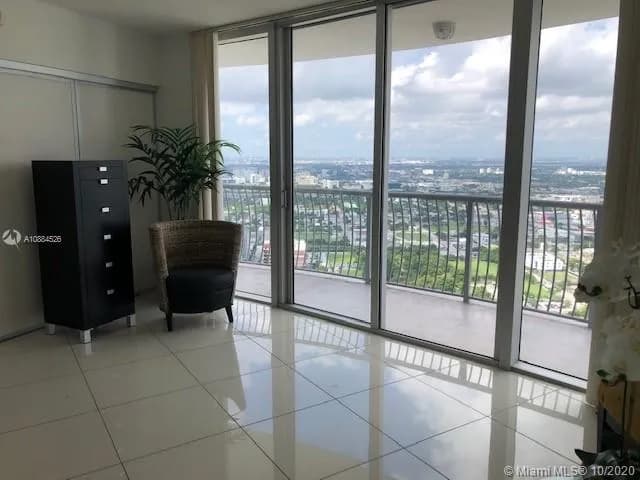1750 N Bayshore Dr. # 5215, Miami FL 33132