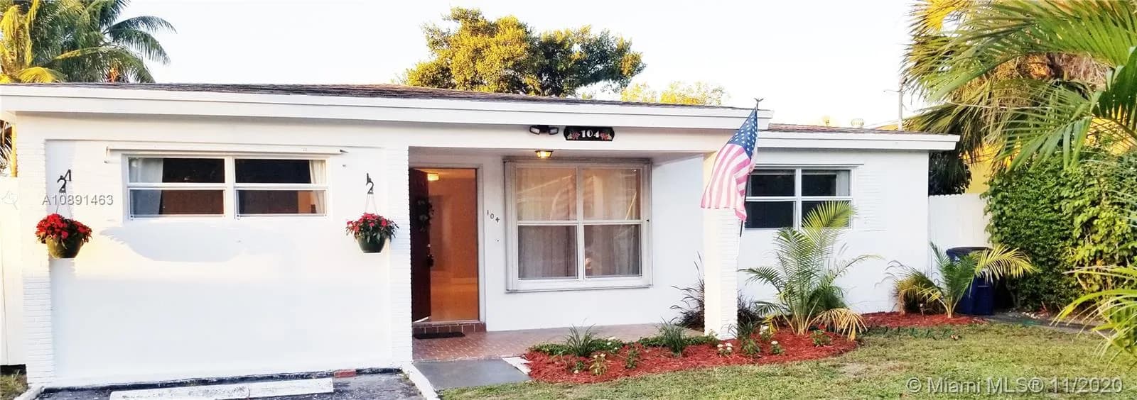 104 SW 7th St, Hallandale Beach FL 33009