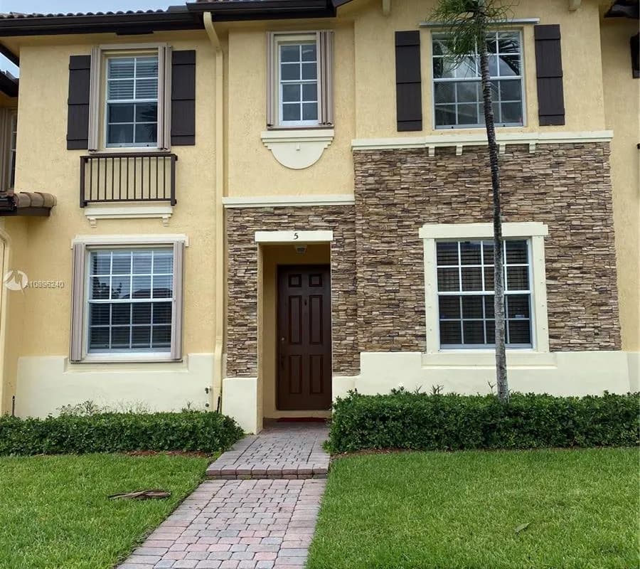 9247 SW 227th St # 2, Cutler Bay FL 33190