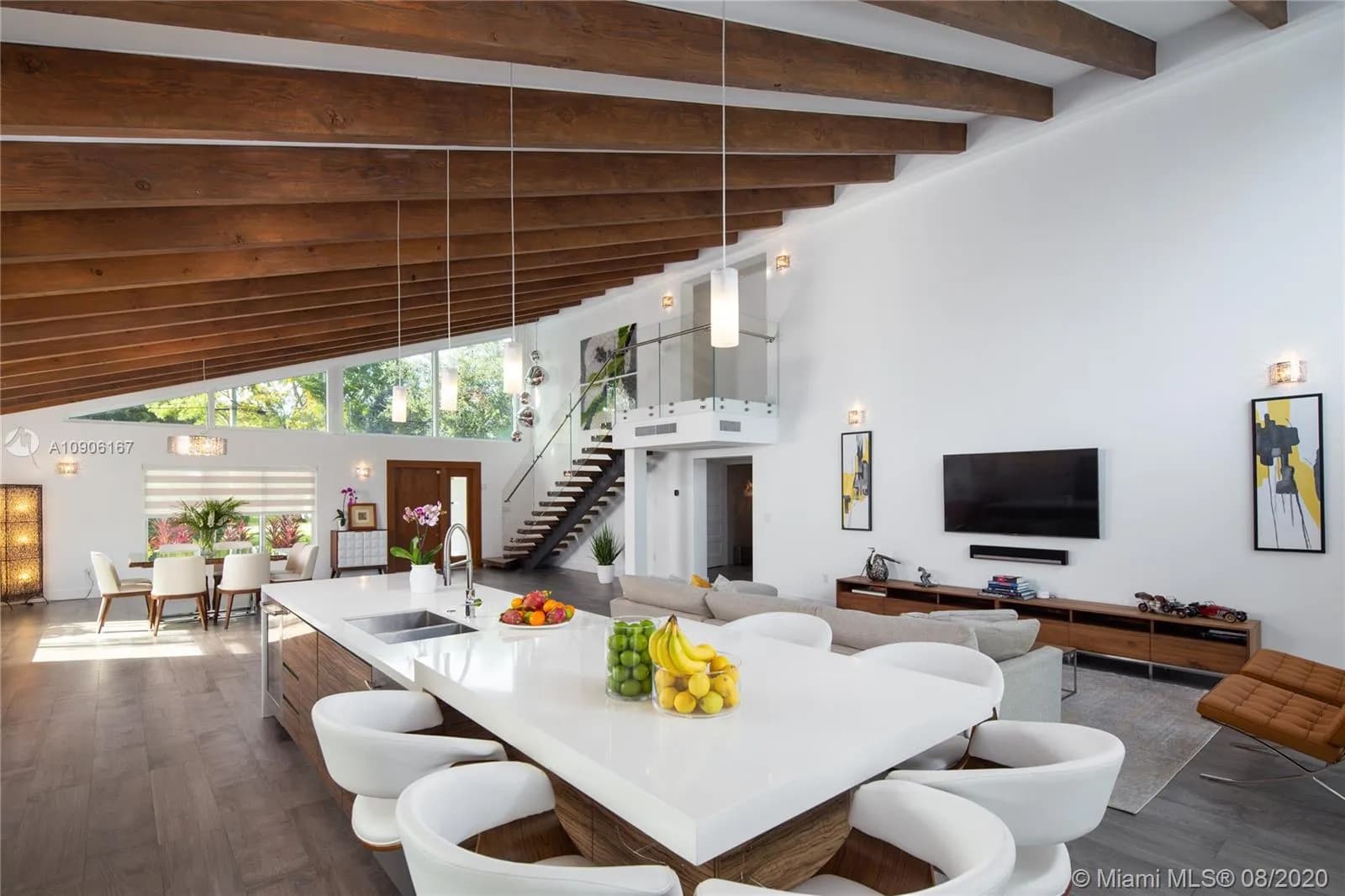 1070 NE 93rd St, Miami Shores FL 33138