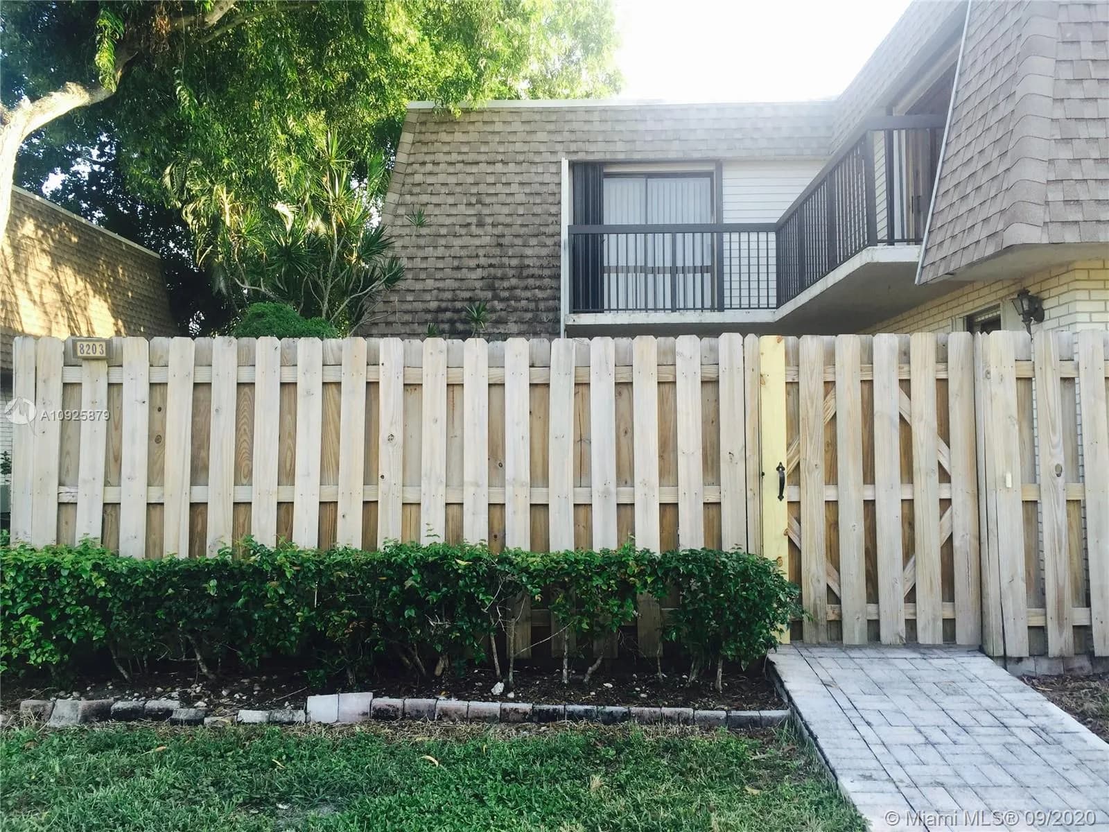 2 bedroom 2 bath for sale at 8203 SW 23rd Ct # 21B, North Lauderdale FL 33068