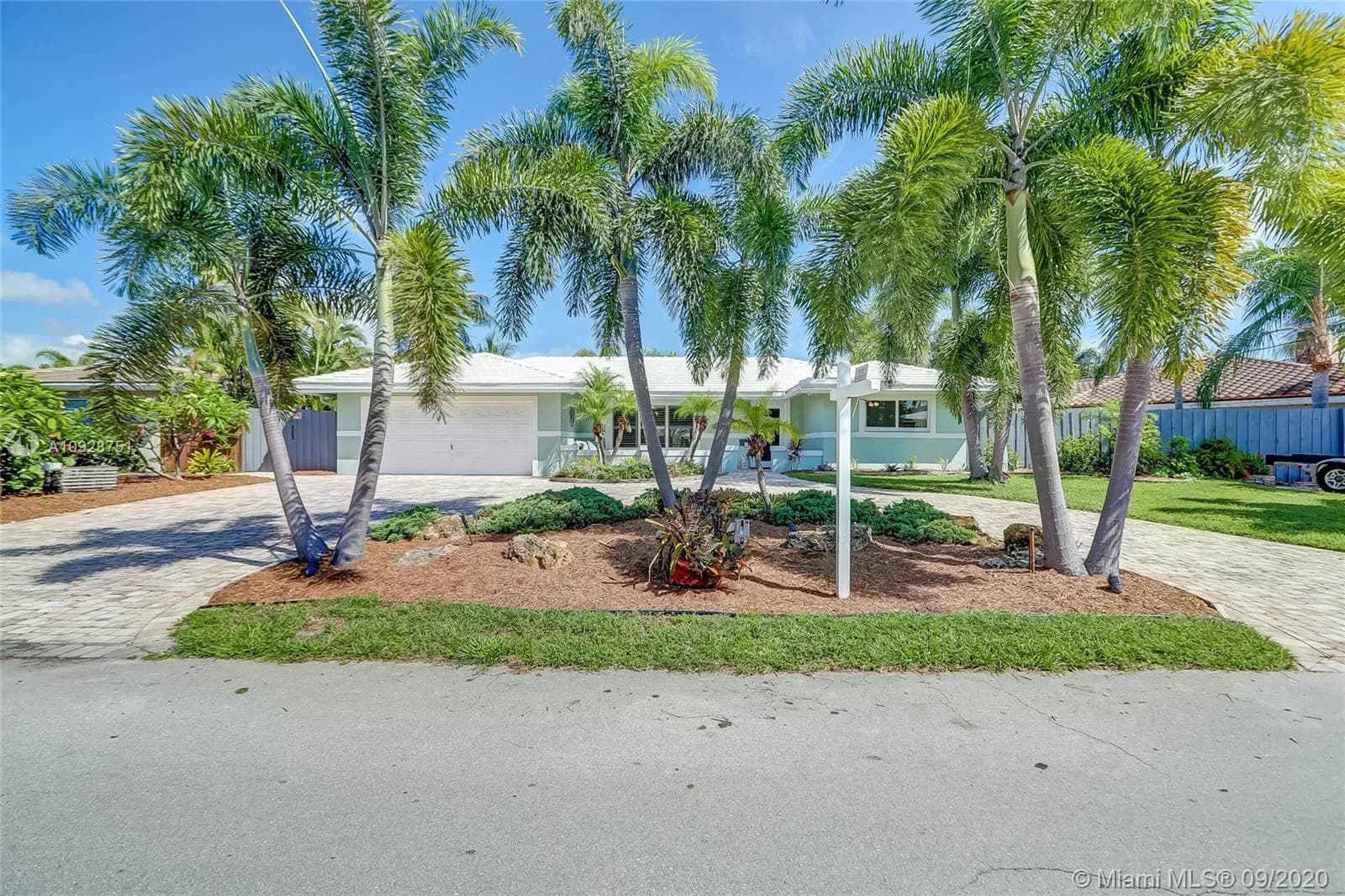 31 SE 12th St, Pompano Beach FL 33060