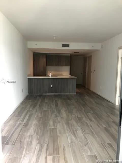 1 bedroom 2 bath Residential for sale at 801 S Miami Ave # 1808, Miami FL 33130