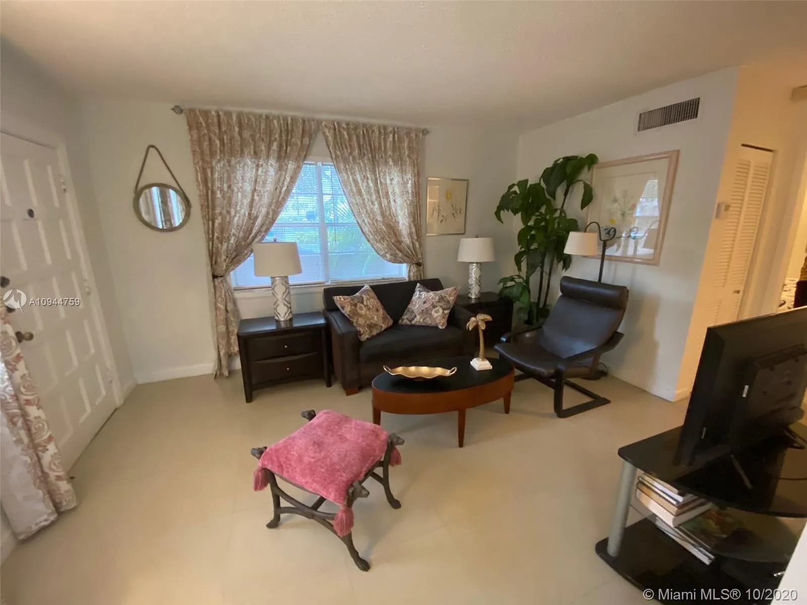 50 Antilla Ave # 1, Coral Gables FL 33134