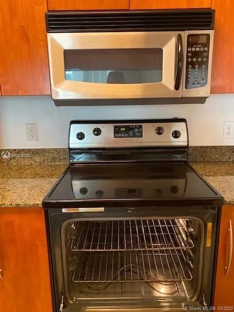 1200 Brickell Bay Dr # 2514, Miami FL 33131