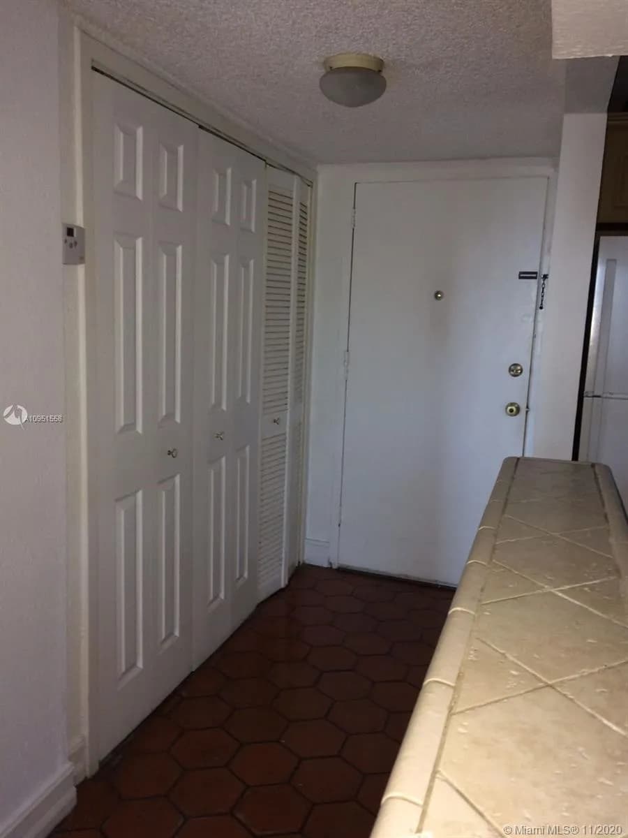 7928 West Dr # 303, North Bay Village FL 33141