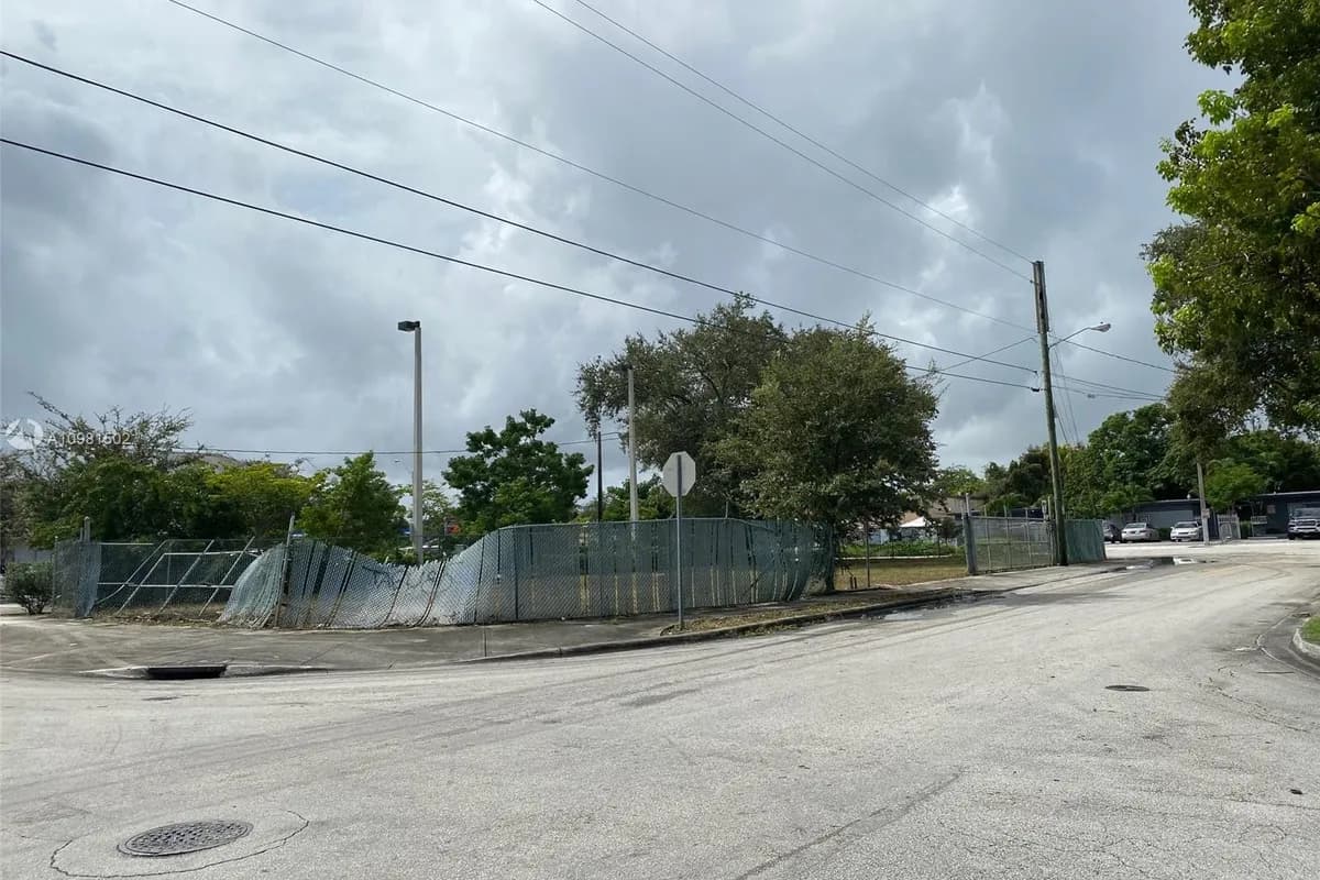 5434 NE Miami Ct, Miami FL 33137