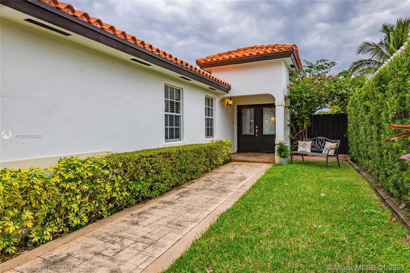 1 SW 36th Ter, Kendall FL 33185