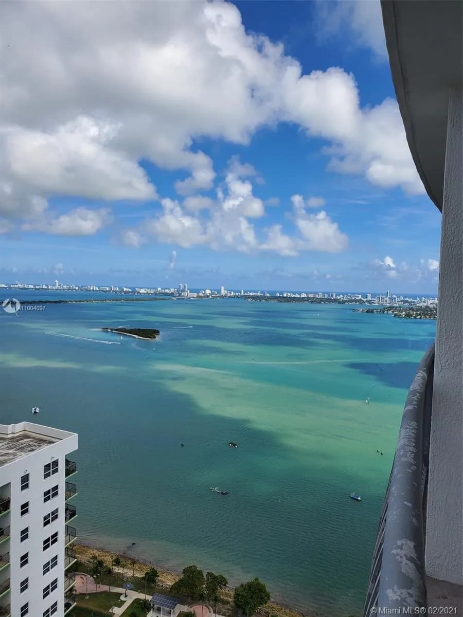 1 bath for sale at 1750 N Bayshore Dr # 4407, Miami FL 33132