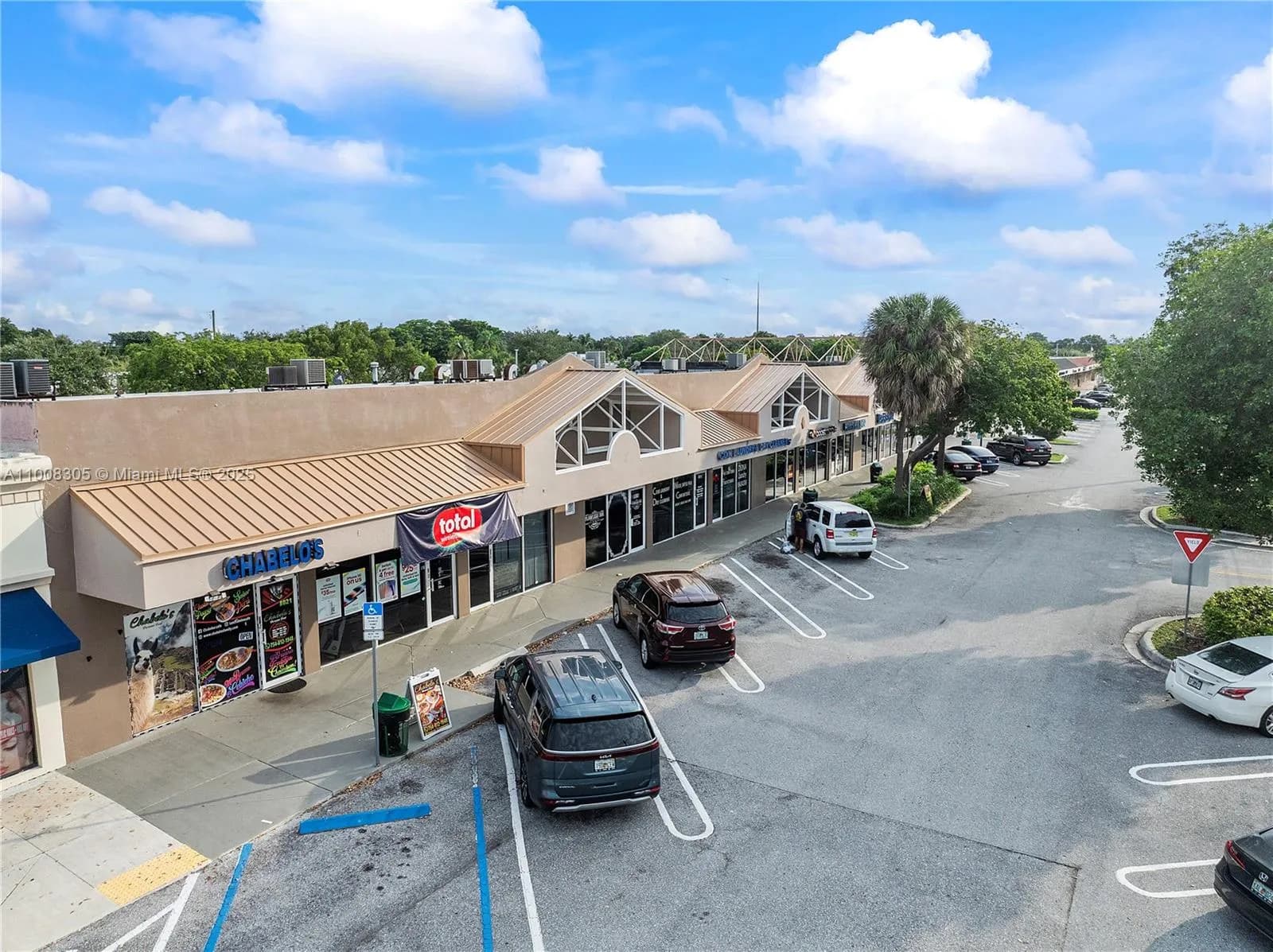 7891-8021 W SAMPLE RD, Coral Springs FL 33065