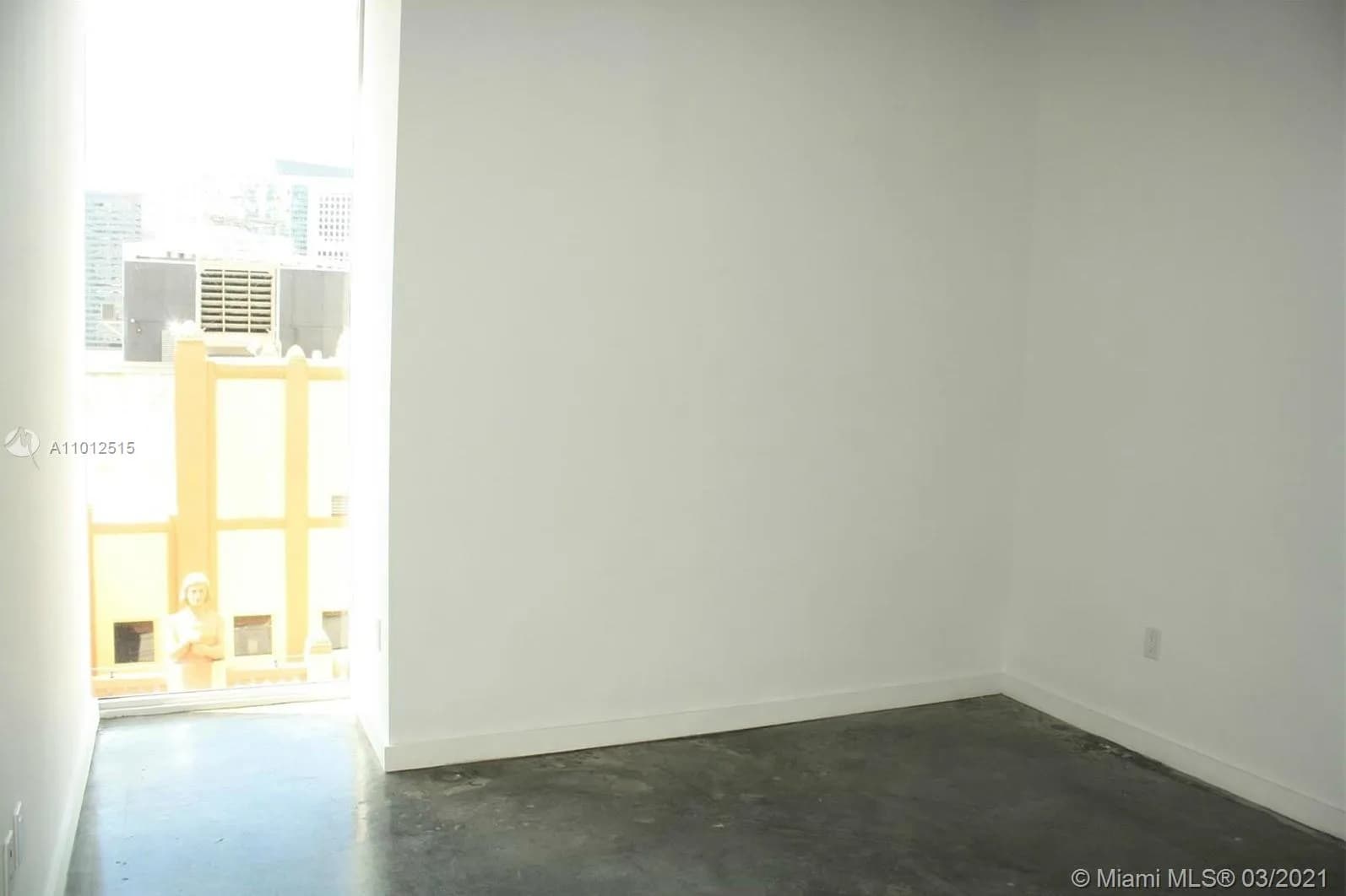 151 SE 1st St # 1601, Miami FL 33131