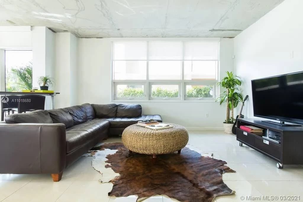 3250 NE 1st Ave # 515, Miami FL 33137