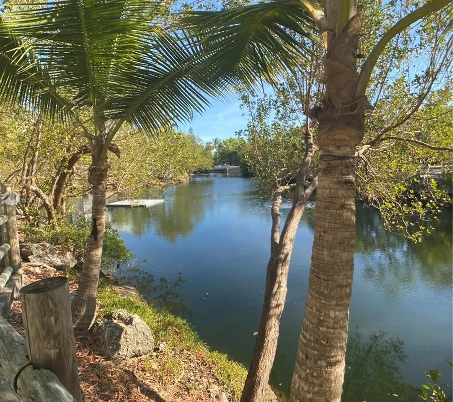 1550 Ocean Bay Dr, Key Largo FL 33037