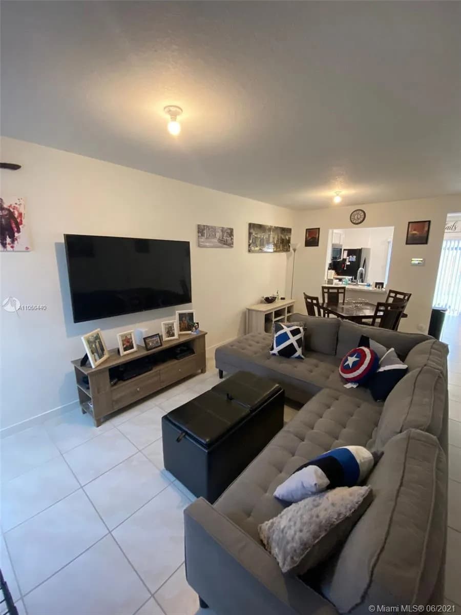 540 NE 5th Ln, Florida City FL 33034