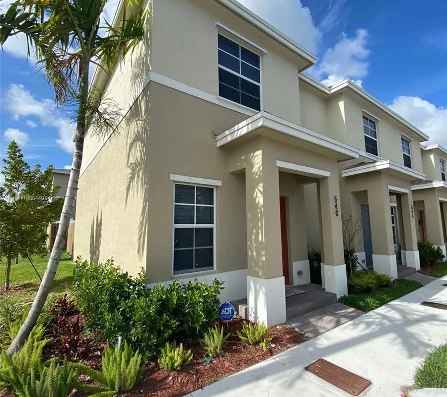 540 NE 5th Ln, Florida City FL 33034