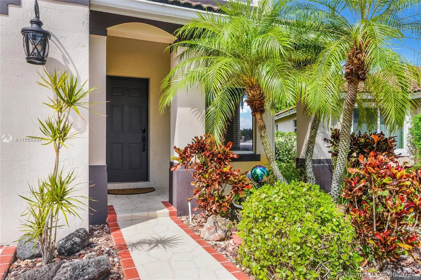 4220 NW 62nd Ct, Coconut Creek FL 33073