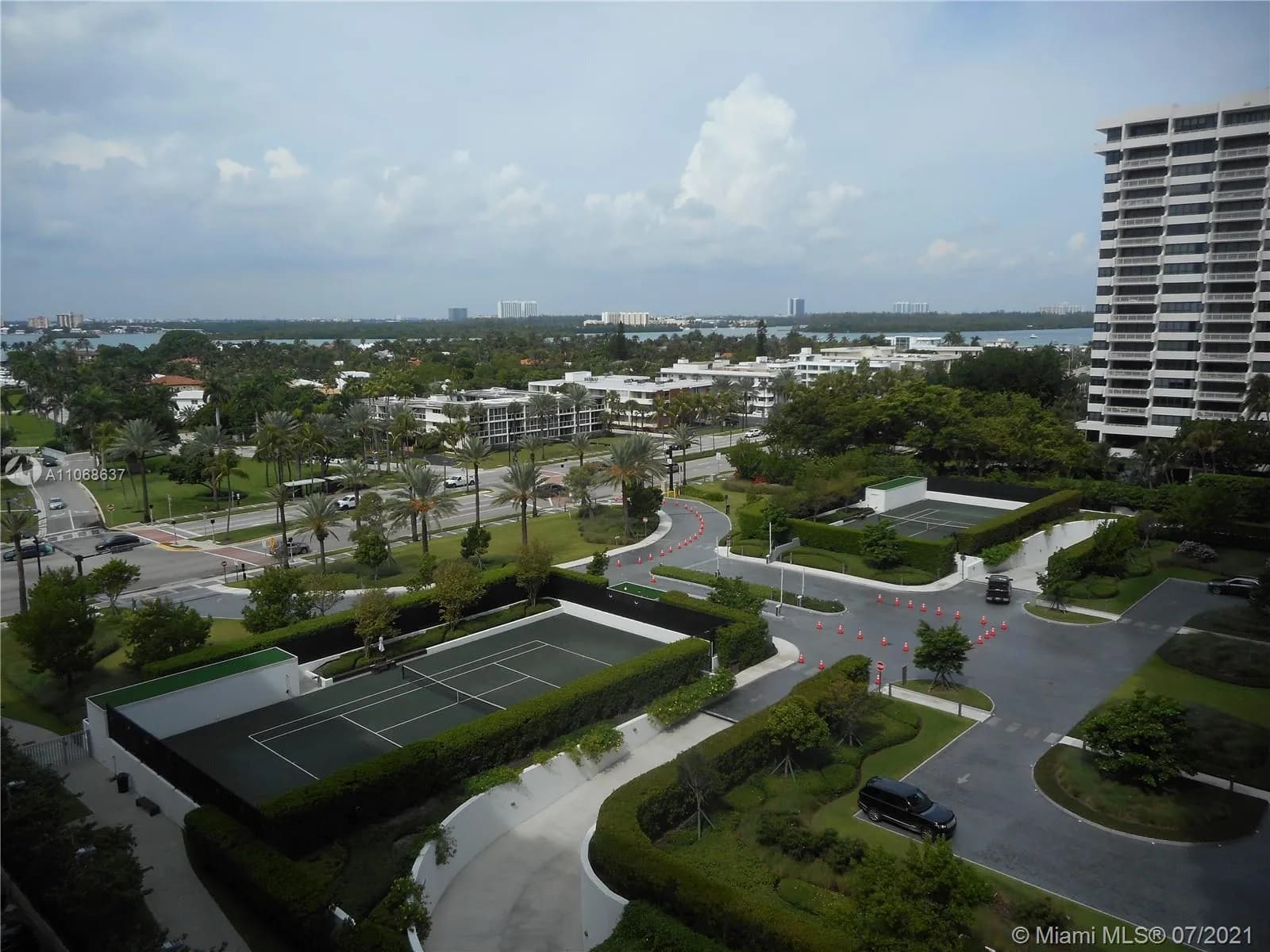 10185 Collins Ave # 1022, Bal Harbour FL 33154