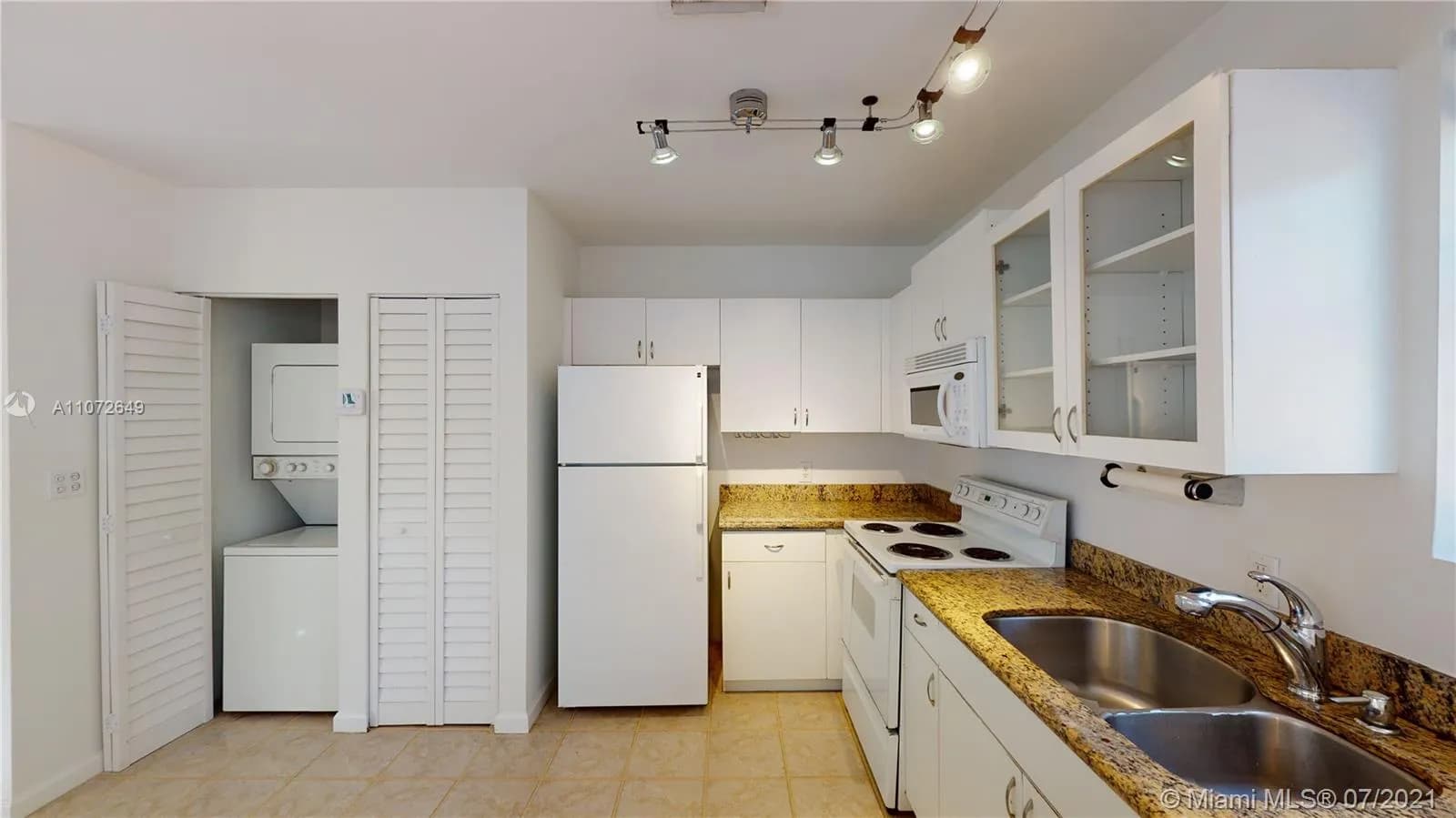 2850 Coconut Ave # 1, Miami FL 33133