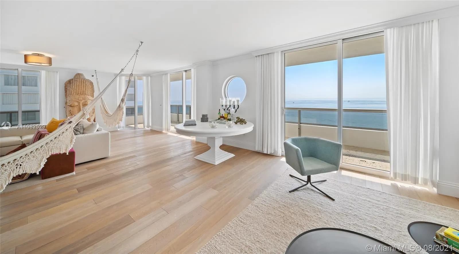 4 bedroom 5 bath for sale at 5801 Collins Ave # 1000, Miami Beach FL 33140