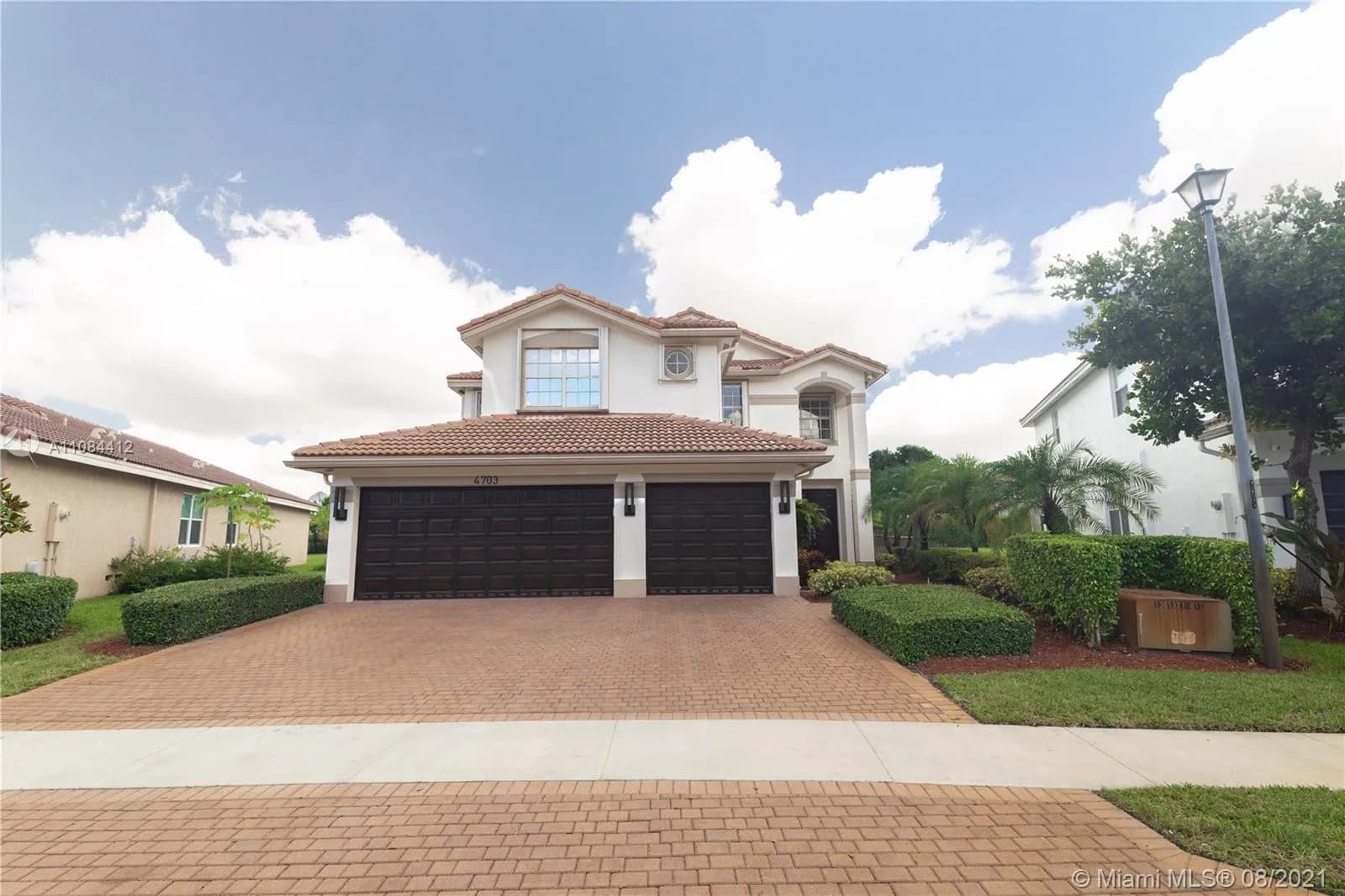 4703 SW 176th Ter, Miramar FL 33029
