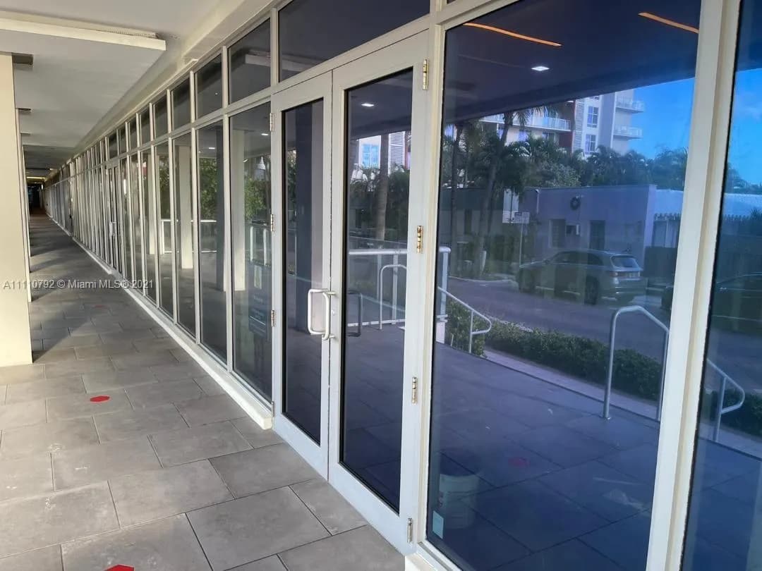 777 N Ocean Dr # N106, Hollywood FL 33019