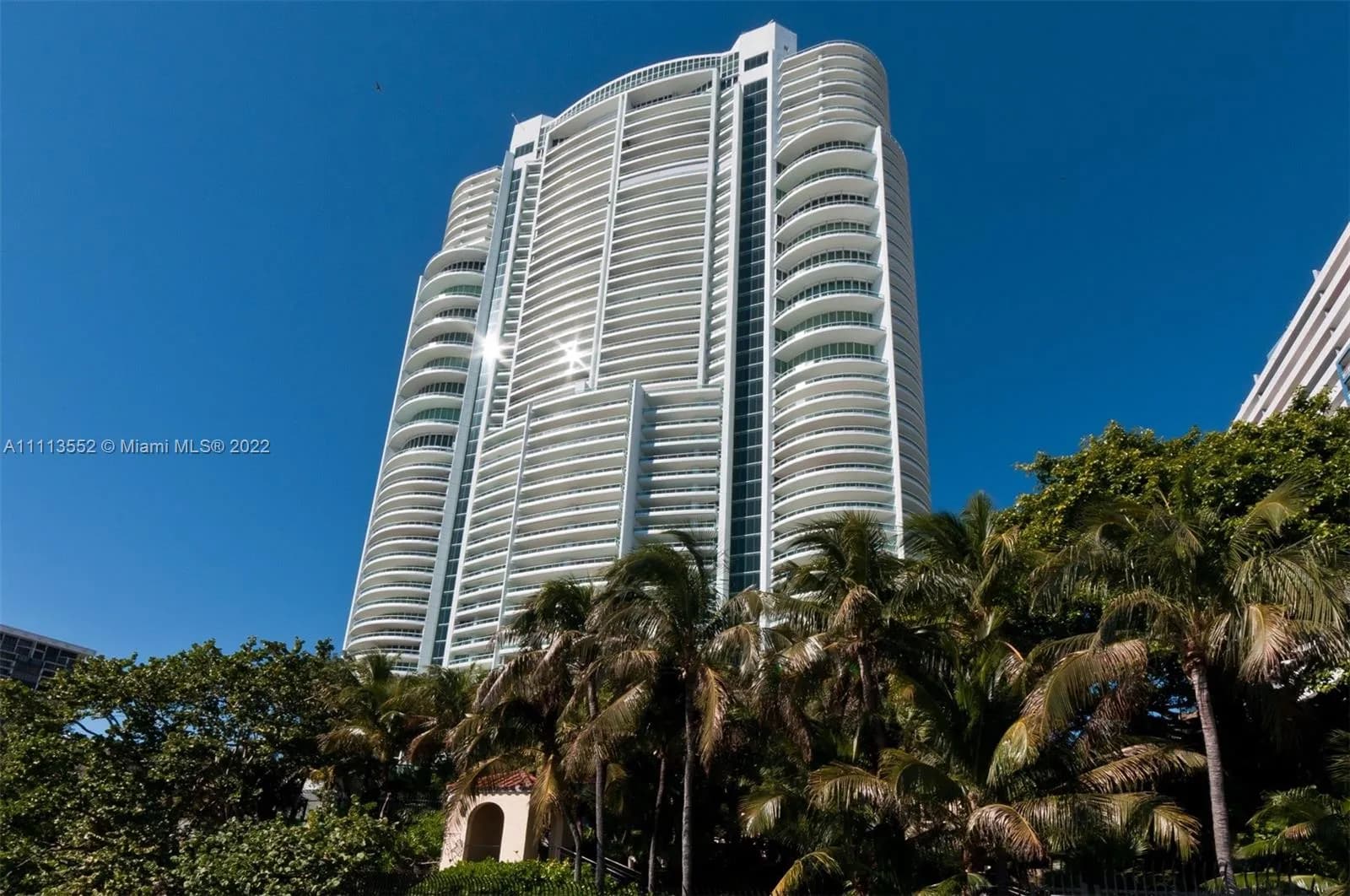 4 bedroom 10 bath for sale at 1643 Brickell Ave, Miami FL 33129