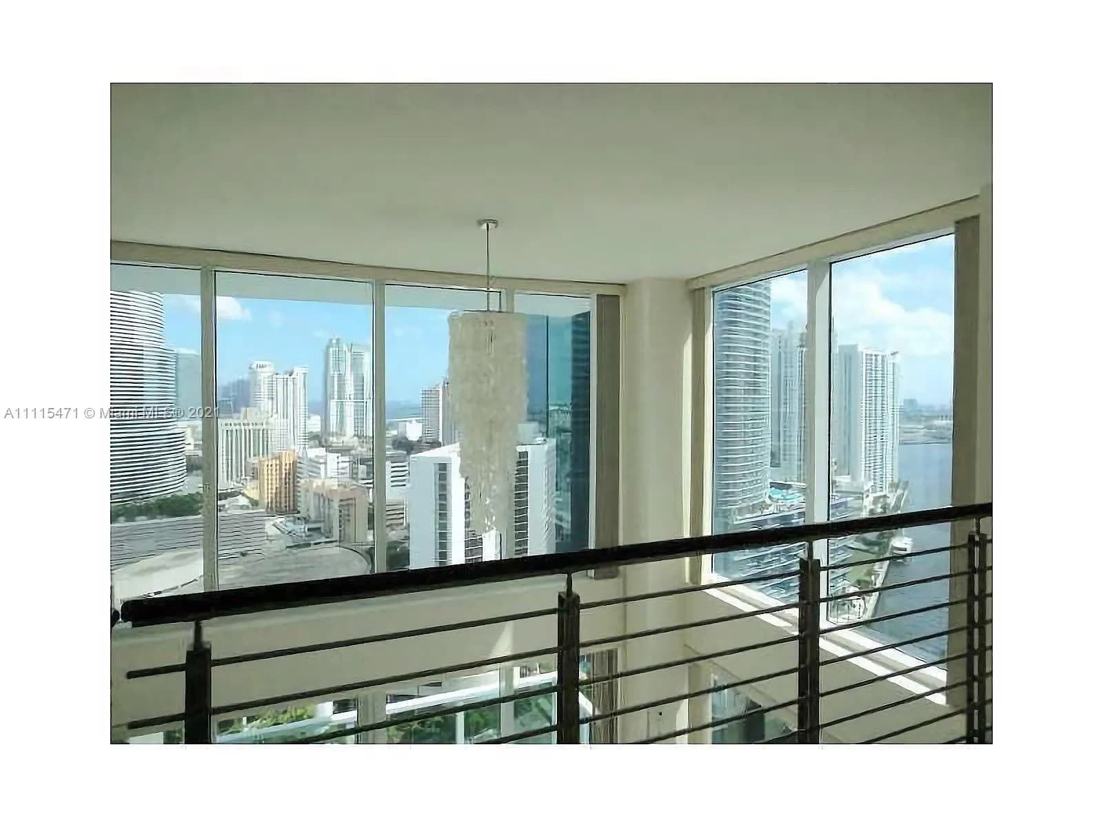 41 SE 5th St # 1901, Miami FL 33131