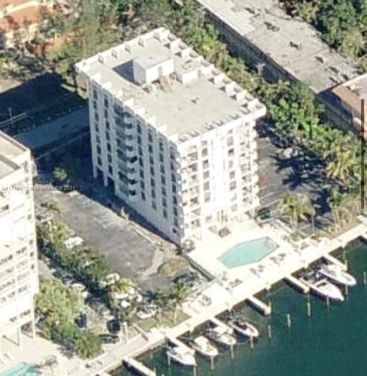 1600 S Bayshore Ln # 8D, Coconut Grove FL 33133