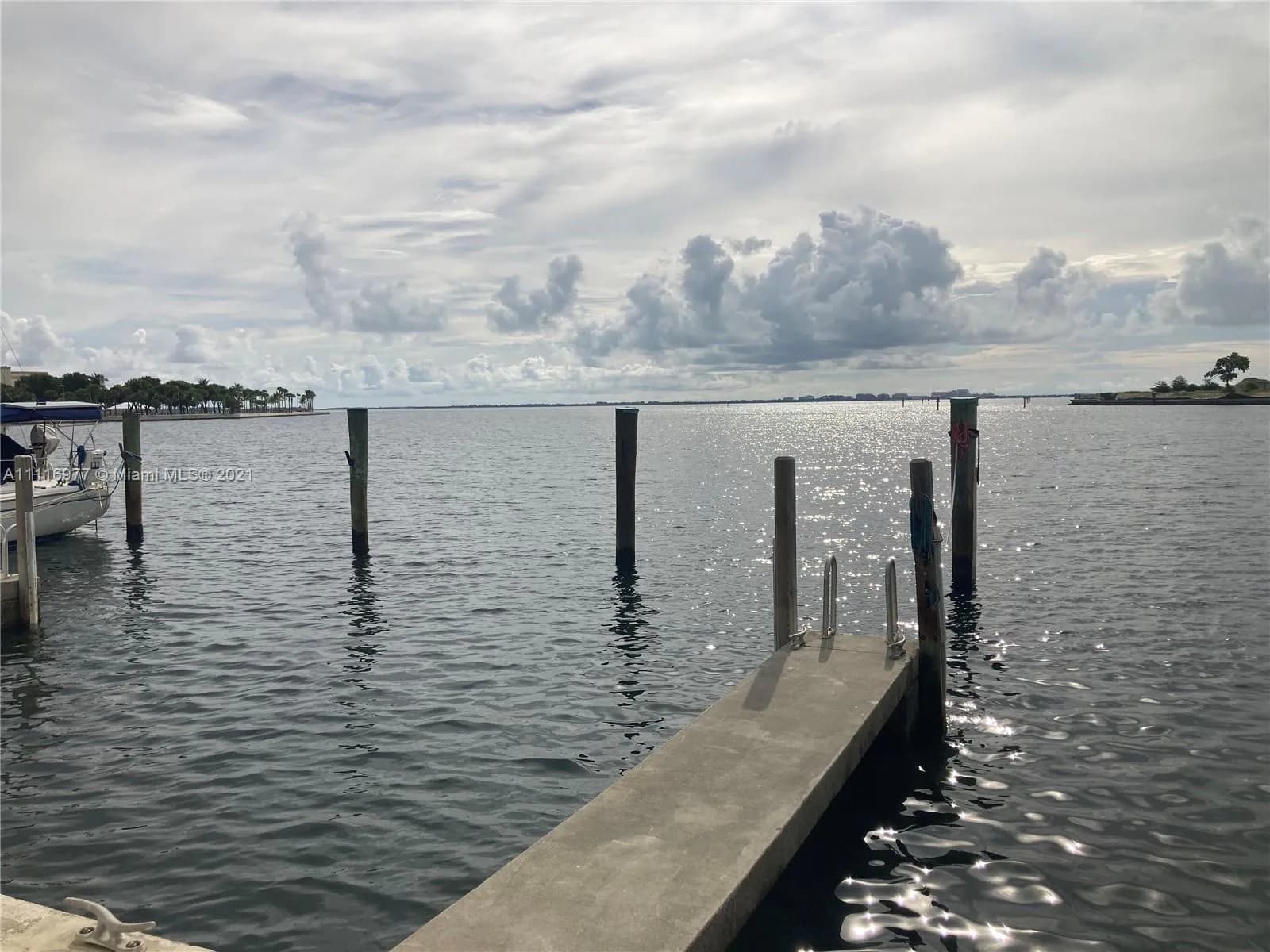 1600 S Bayshore Ln # 8D, Coconut Grove FL 33133