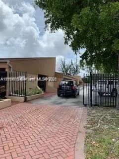 8550 W FLAGLER ST, Miami FL 33144