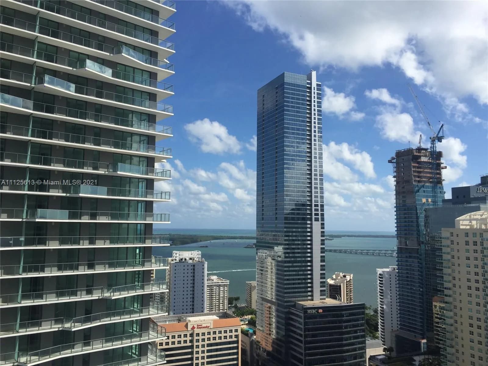 1 bedroom 1 bath Residential for sale at 60 SW 13th St # 3414, Miami FL 33130