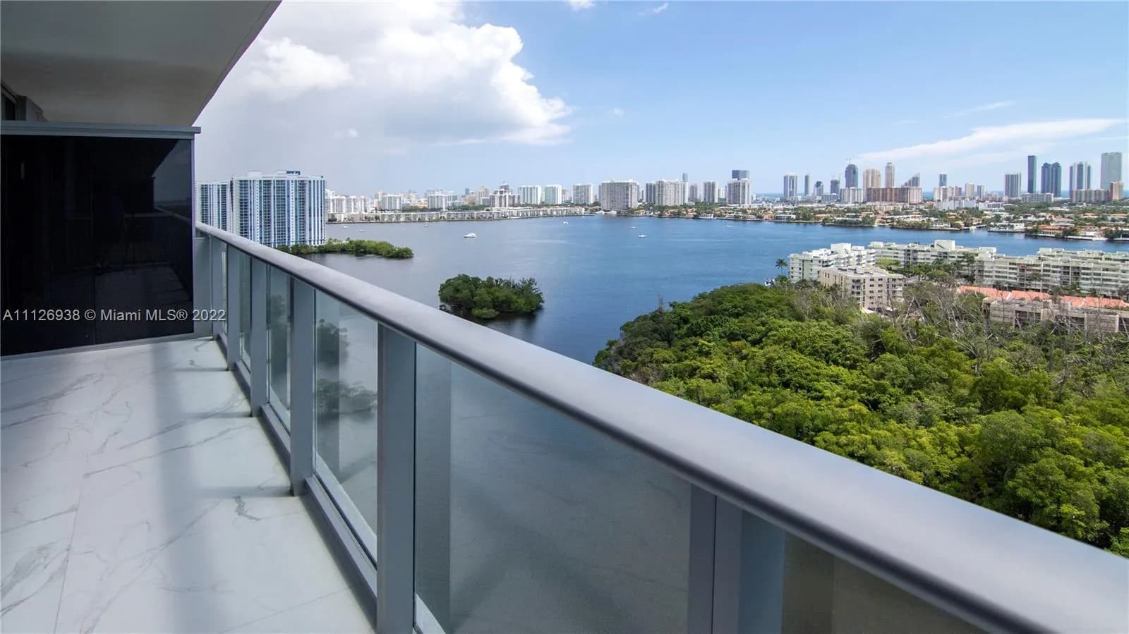 2 bedroom 2 bath for sale at 16385 Biscayne Blvd # 2016, North Miami Beach FL 33160