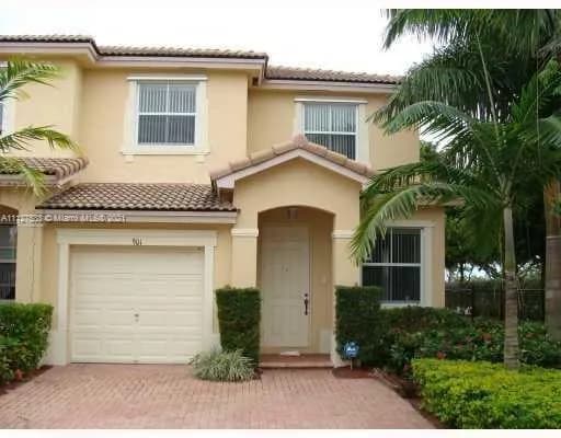 901 NE 42nd Ave, Homestead FL 33033