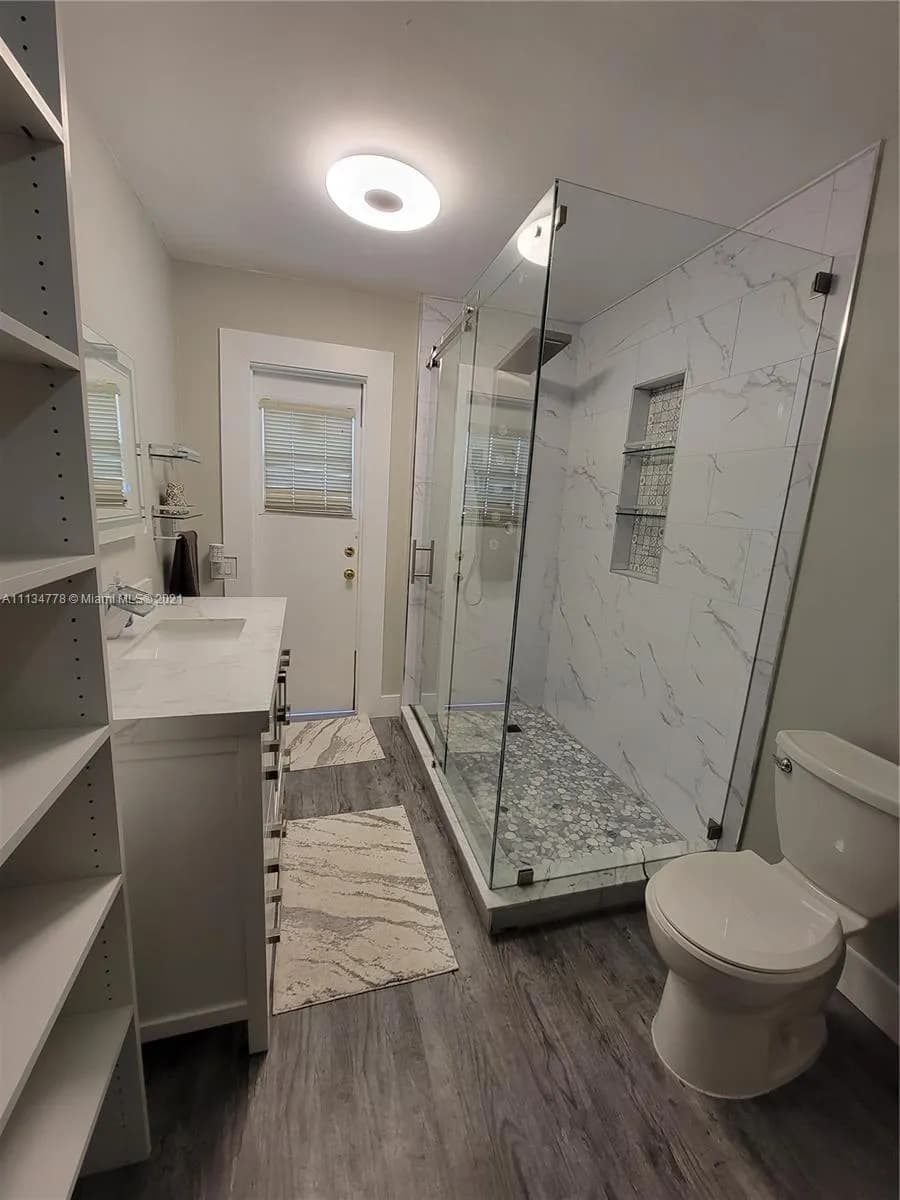 3901 NW 50th Way, Lauderdale Lakes FL 33319