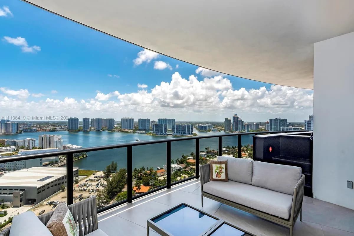 18555 Collins Ave # 2503, Sunny Isles Beach FL 33160