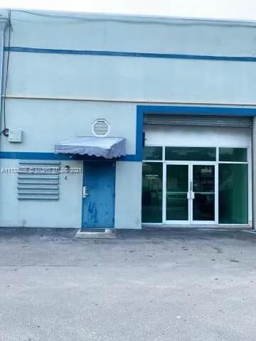 12101 NW 98th Ave, Hialeah Gardens FL 33018