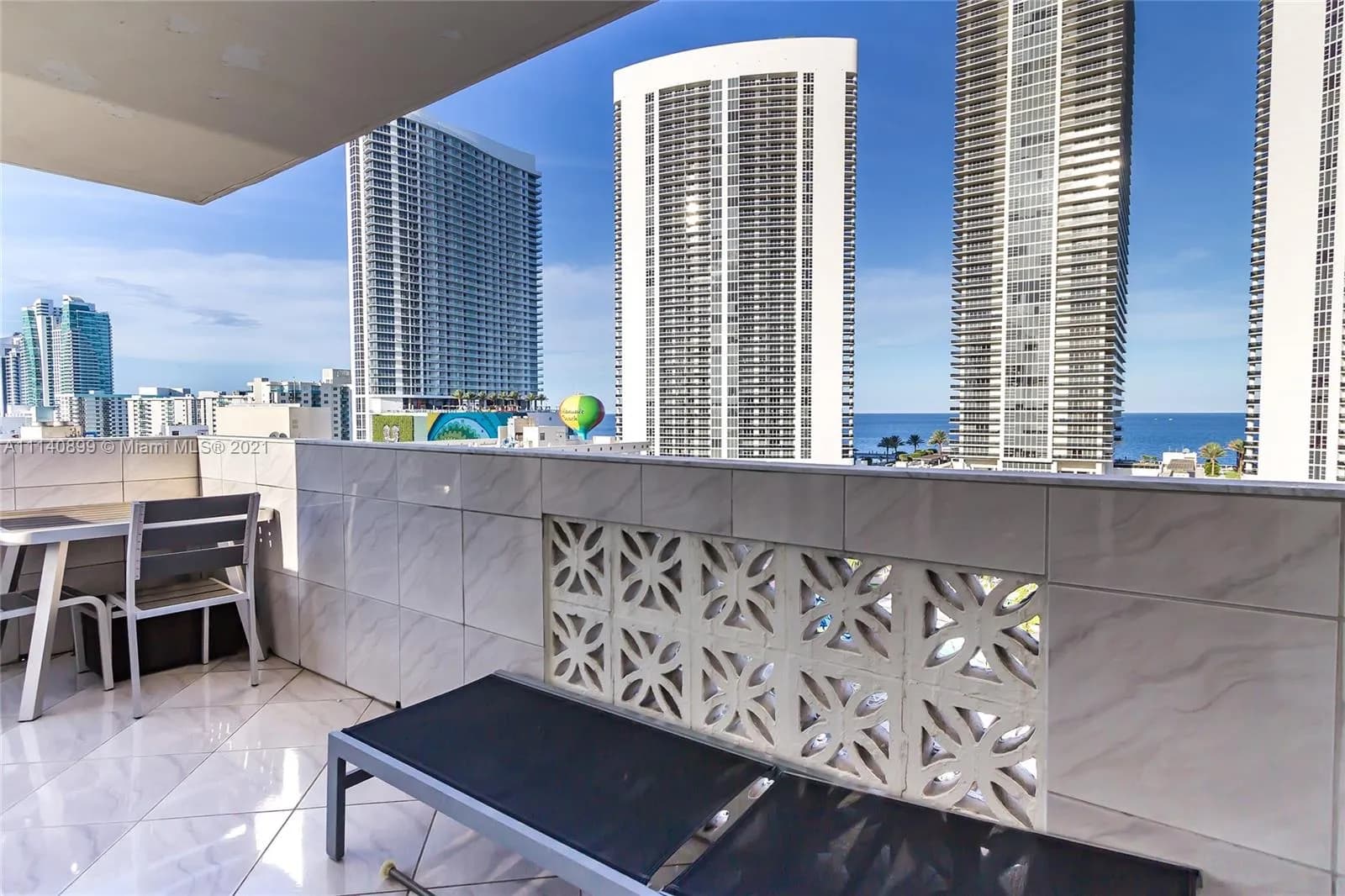 1833 S Ocean Dr # 1501, Hallandale Beach FL 33009