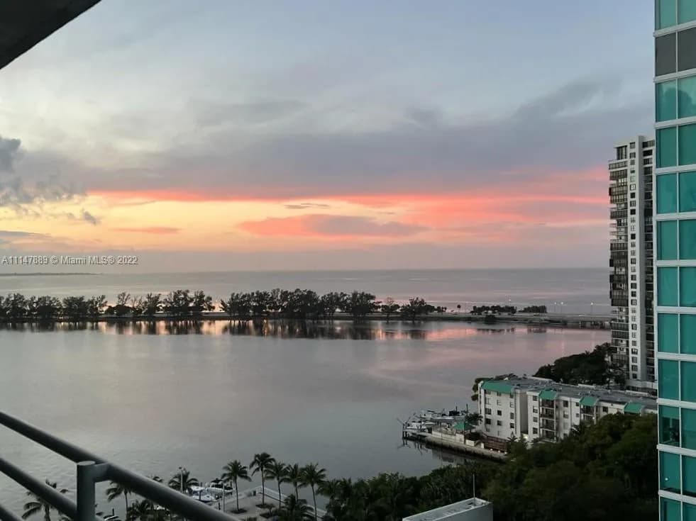 2 bedroom 2 bath Residential for sale at 2025 Brickell Ave # 1903, Miami FL 33129