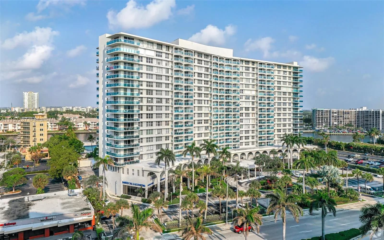 3800 S Ocean Dr # 217, Hollywood FL 33019
