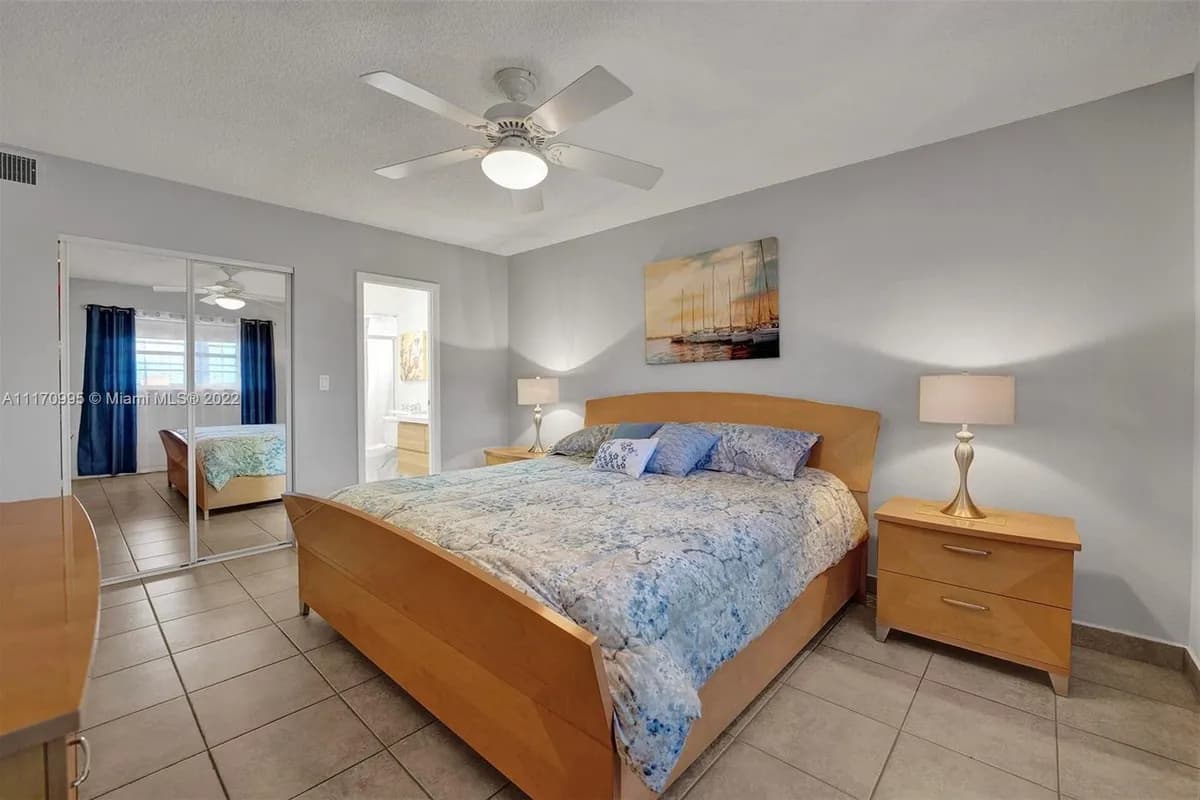 3506 NW 49th Ave # 508, Lauderdale Lakes FL 33319