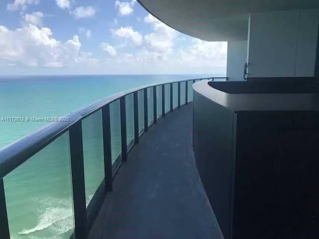 18555 Collins Ave # 2905, Sunny Isles Beach FL 33160