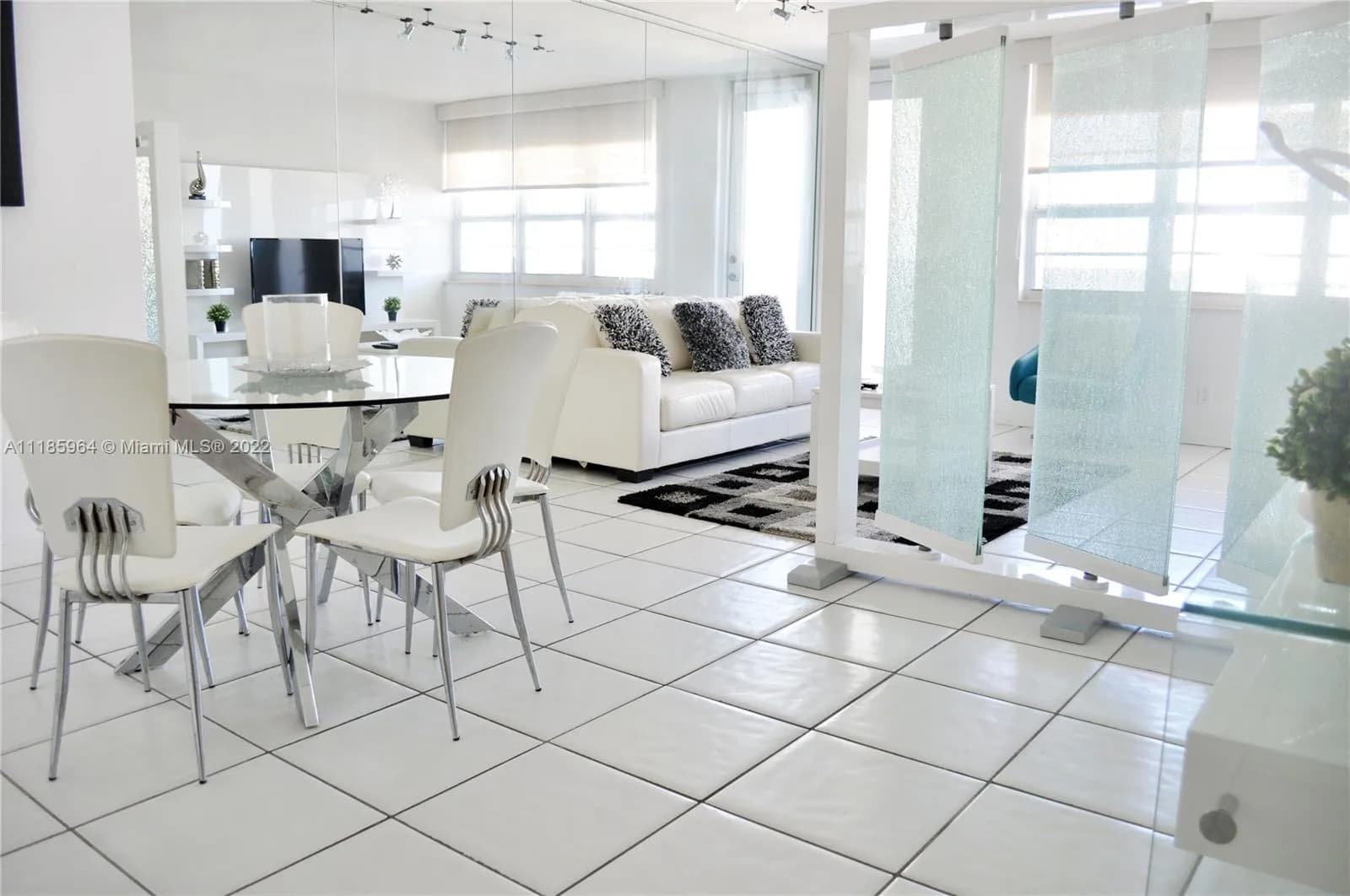 100 Lincoln Rd # 910, Miami Beach FL 33139