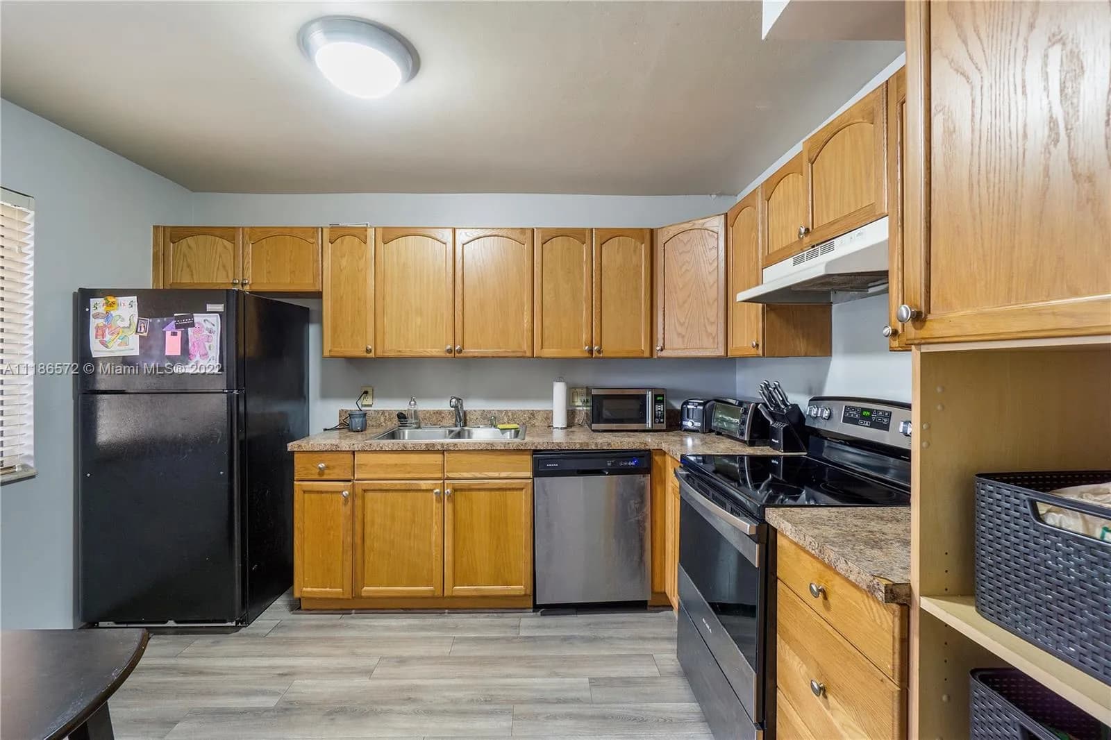 16431 Blatt Blvd # 103, Weston FL 33326