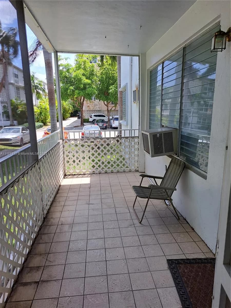 1125 99th St # 9, Bay Harbor Islands FL 33154