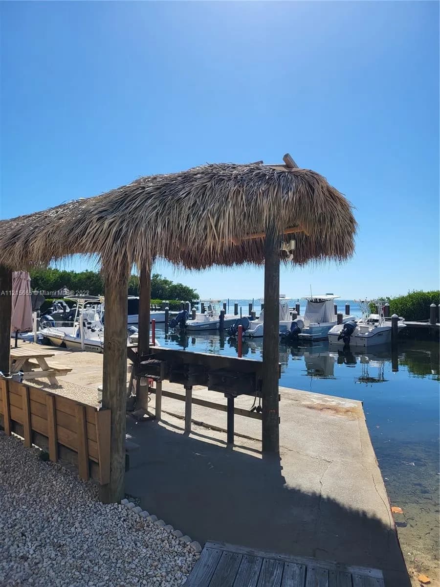 88500 Overseas Hwy # 302, Tavernier FL 33070