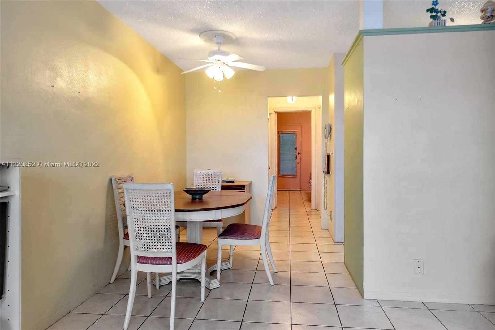 815 SW 10th Ter # 17V, Hallandale Beach FL 33009