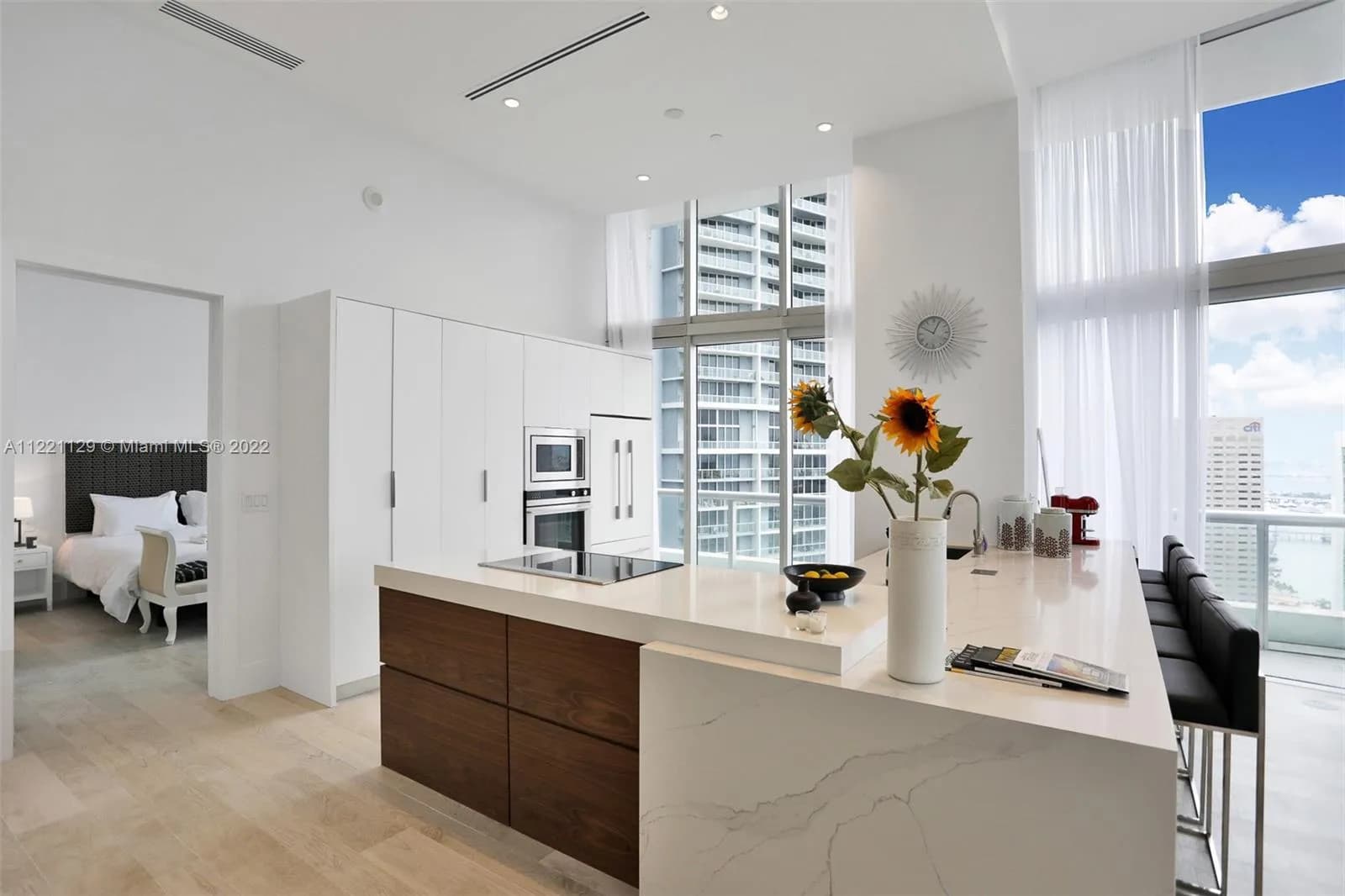 495 Brickell Ave # 4102, Miami FL 33131