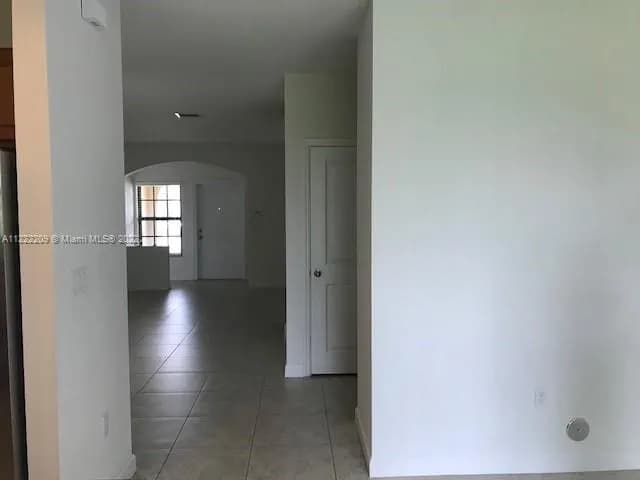 317 NE 194th Ln # 317, Miami FL 33179