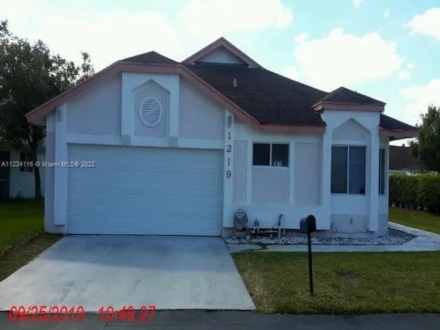 1219 Scioto Rd, North Lauderdale FL 33068